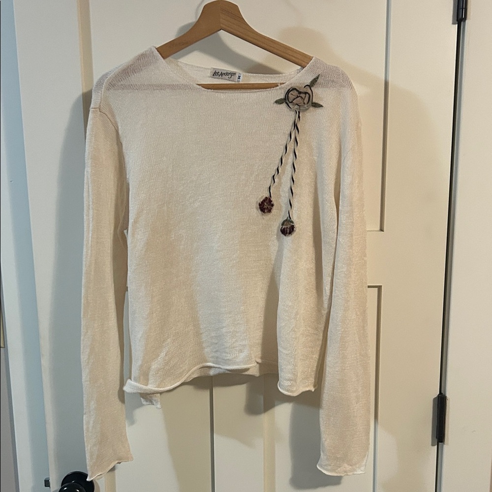 Lee Andersen Elegant Cream Long Sleeve Top with Floral Accent